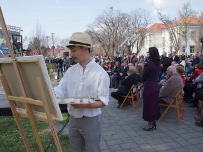 Vaszary János festőművész szobrának avatása