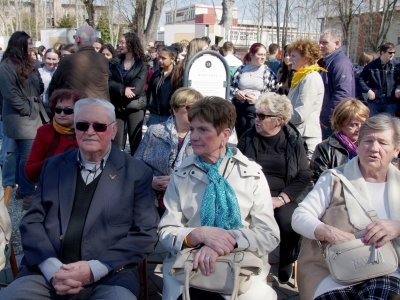 Vaszary János festőművész szobrának avatása